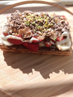 Defnela Kit-kat Şöleni Waffle görseli