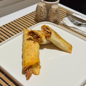 Soslu Tiftik Tavuklu Sandviç görseli