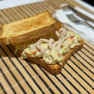 Sandy Katsu Sandviç görseli