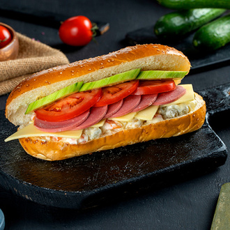 Kaşarlı Salamlı Amerikan Sandviç görseli