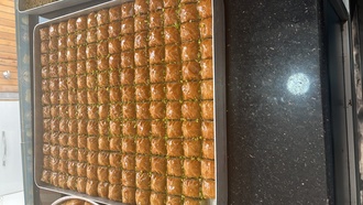 Fıstıklı Baklava (1 Kg) görseli