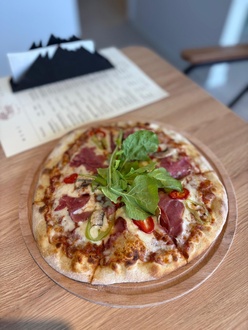 Füme Dana Kaburgalı Pizza (36Cm) görseli