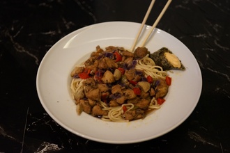 Tavuklu Noodle görseli