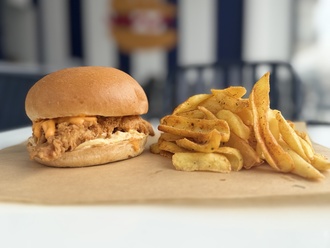 Bite Chicken Burger görseli