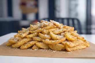 Trüflü Parmesanlı Patates Kızartması görseli
