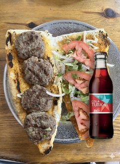 Yarım Ekmek Köfte Menü görseli