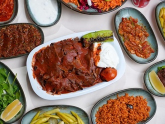 İskender (Et Dönerden) görseli