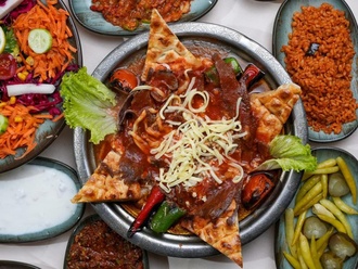 Altı Ezmeli Kebap görseli