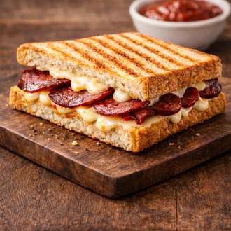 Kavurmalı Pastırmalı Premium Tost görseli