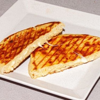 Bazlama Kaşarlı görseli