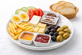 Klasik Kahvaltı Tabağı görseli