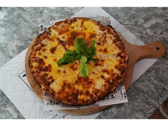 4 Peynirli Pizza görseli