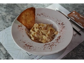 Fettuccine Alfredo görseli