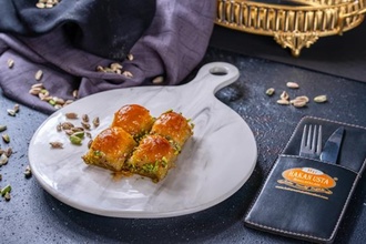 Fıstıklı Baklava (1 Kg.) görseli