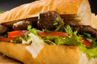 Üç Çeyrek Ekmek Köfte görseli