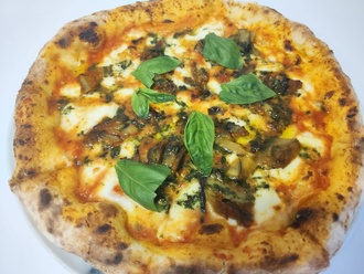 Parmigiana Melanzane Pizza görseli