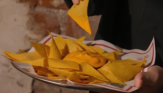 Cheddarlı Nachos görseli