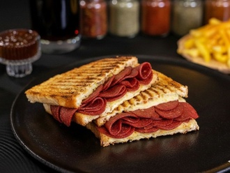 Special Sucuklu Tost görseli