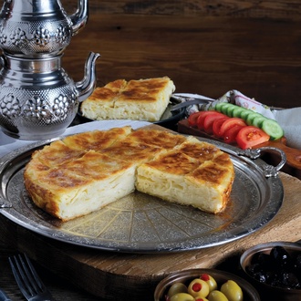 Peynirli Antep Böreği Porsiyon (240 G) + Coca Cola (330 Ml) görseli