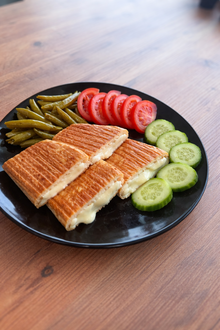 Kaşarlı Tost görseli