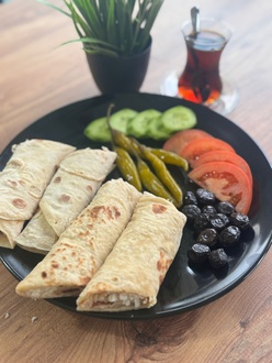 Lor & Beyaz Peynirli Sıkma görseli