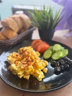 Sahanda Yumurta görseli