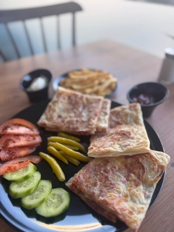 Sucuklu Gözleme görseli