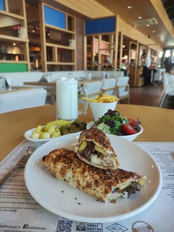 Fırında Kaşarlı Et Dürüm 100 Gram görseli