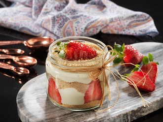 Çilekli Magnolia görseli