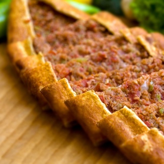 Kıymalı Kaşarlı Pide görseli