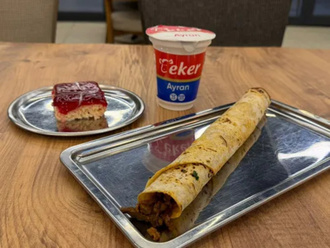 Et Tantuni + Ayran + Triliçe görseli