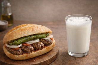 Ekmek Arası Köfte Menü görseli