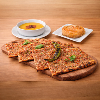 Çorba, Kıymalı Pide (Etli Ekmek), Tatlı Menü görseli