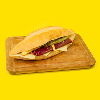 Pastırmalı Sandviç görseli