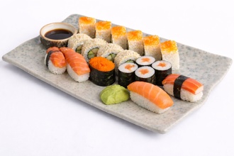Sushi Set Menü (18 Pcs) görseli