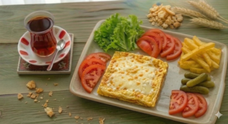 Sahanda Kaşarlı Yumurta görseli