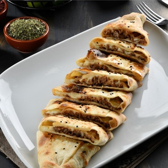 Kavurmalı Pide (Kapalı) görseli