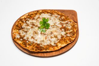 Cevizli Kaşarlı Lahmacun görseli