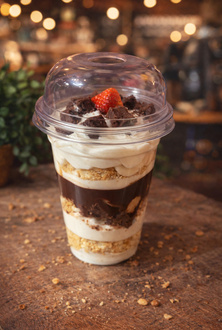 Bardakta Brownie Magnolia görseli