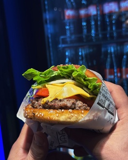 Cheeseburger 180 Gr görseli