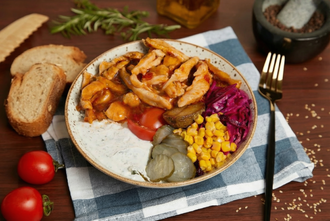 Sweet Chili Soslu Tavuk Bowl görseli