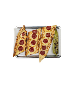 Sucuk Kaşarlı Pide görseli