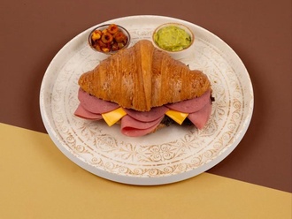 Meaty Kruvasan görseli