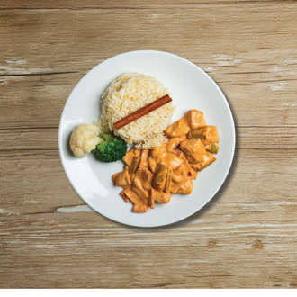 Kırmızı Köri Soslu Tavuk + Basmati Pilavı görseli