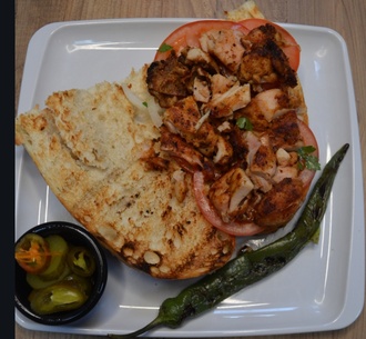 Ekmek Arası Tavuk Pirzola görseli