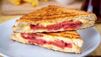 Karışık Tost görseli