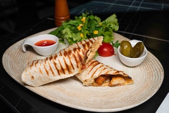 Klasik Tavuklu Wrap görseli