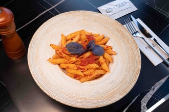 Penne Napoliten görseli