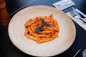 Penne Arabiata görseli