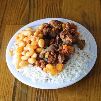 Ciğerli & Fasulyeli Pilav (1,5 Porsiyon) görseli